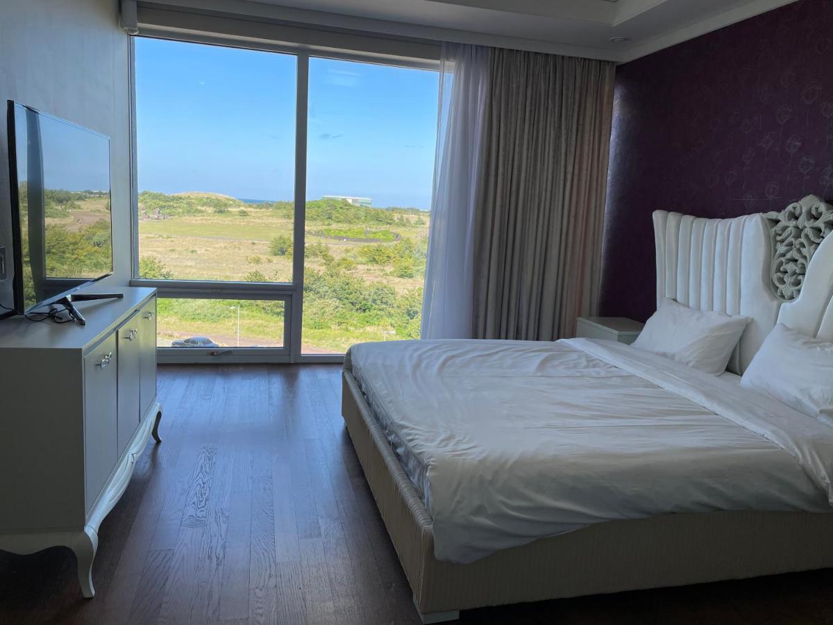 Ocean Star Resorts - Seopjikoji ซอกวีโพ ภายนอก รูปภาพ